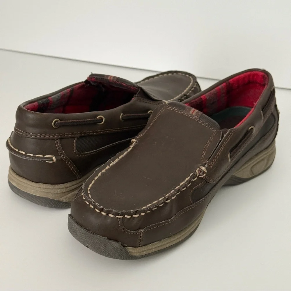 Outland Boys Brown Loafers Size 5.5M
